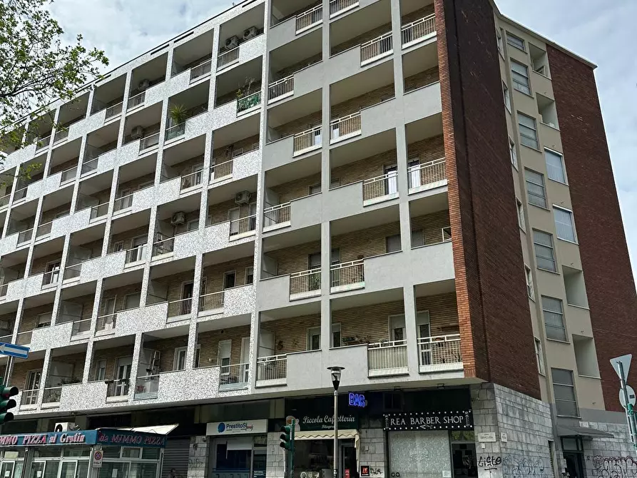 Immagine 4 di Trilocale in vendita  in Piazza Pitagora 12 a Torino