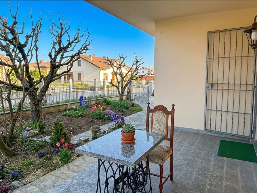 Immagine 6 di Villa in vendita  in Strada Ravetto 52 a Orbassano