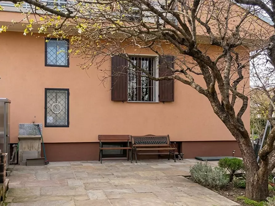 Immagine 2 di Villa in vendita  in Strada Ravetto 52 a Orbassano