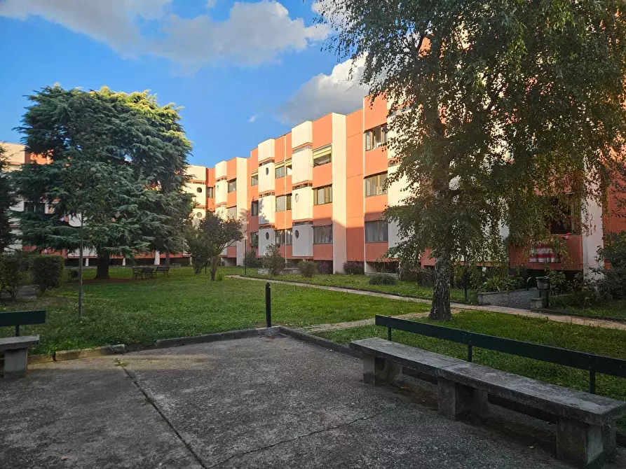 Immagine 20 di Quadrilocale in vendita  in Via Aldo Moro 2 a Beinasco