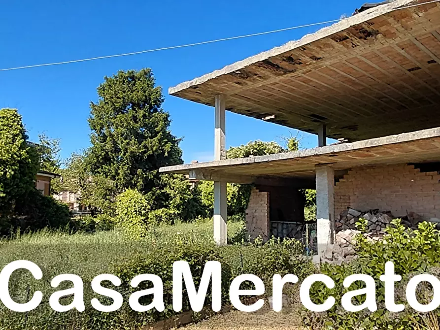 Immagine 2 di Porzione di casa in vendita  in Via dei Monti a Rocca Di Papa