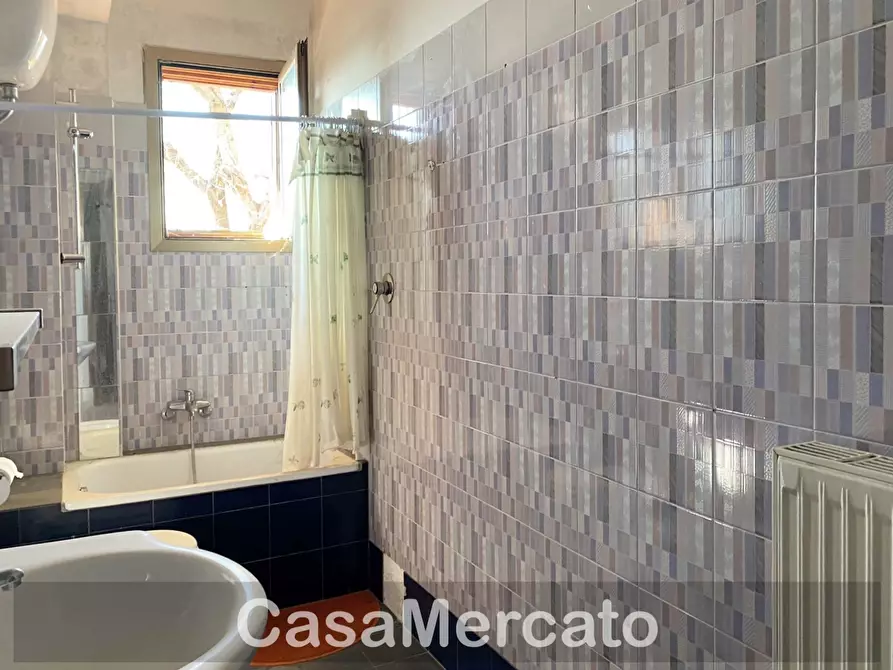 Immagine 5 di Trilocale in vendita  in via Ariccia a Rocca Di Papa