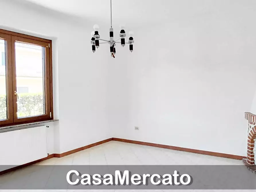 Immagine 3 di Pentalocale in affitto  in Viale dei Pini a Montecompatri