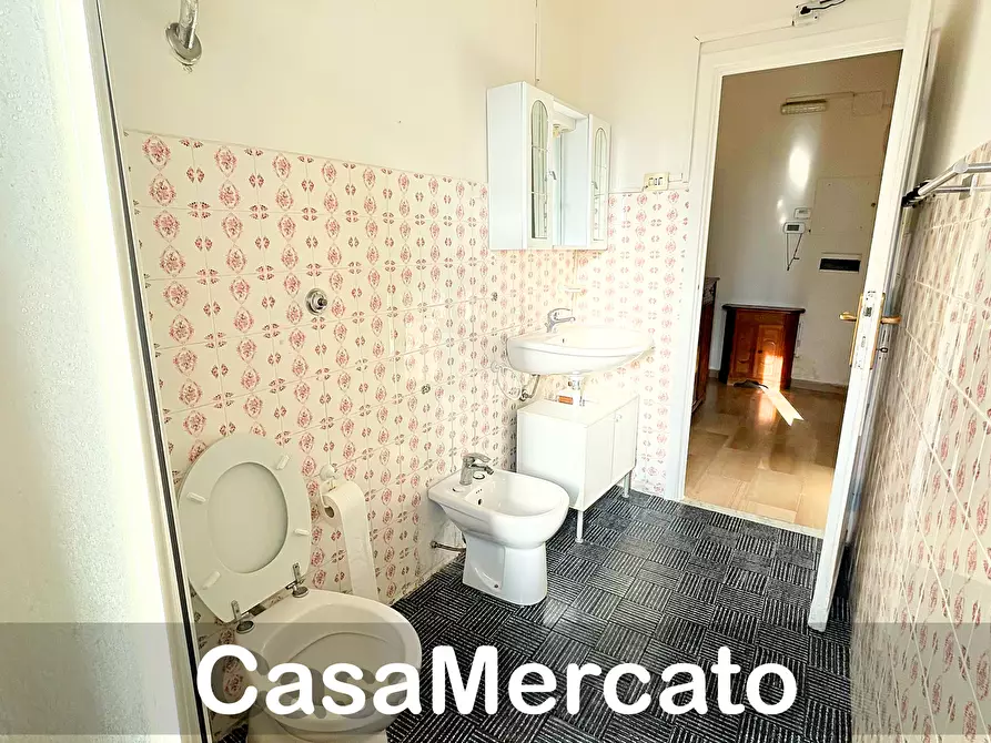 Immagine 22 di Bilocale in vendita  a Rocca Di Papa