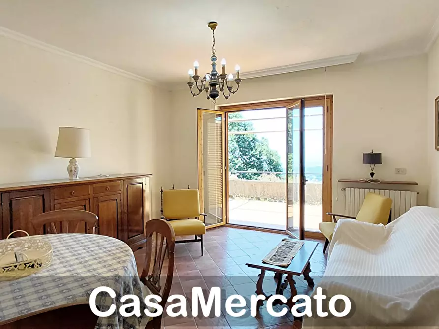 Immagine 7 di Quadrilocale in vendita  in Via Roma a Rocca Di Papa