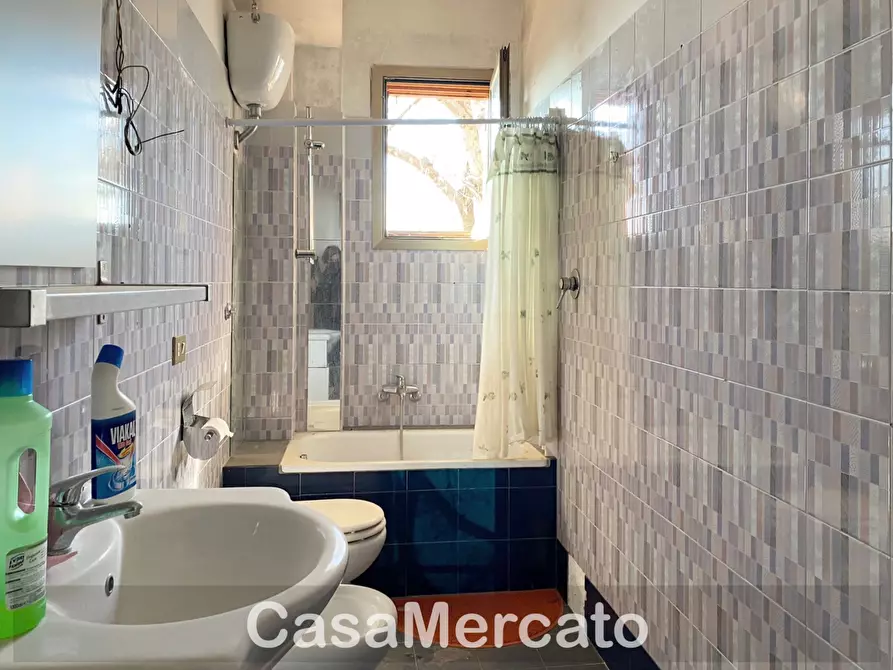 Immagine 4 di Trilocale in vendita  in via Ariccia a Rocca Di Papa