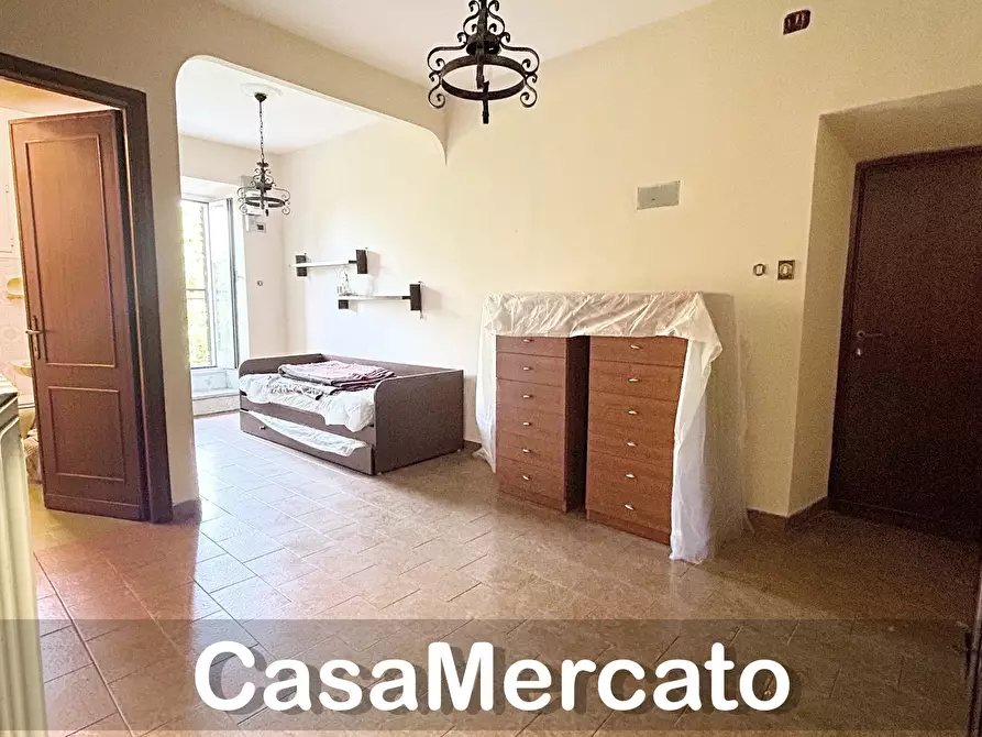 Immagine 3 di Bilocale in vendita  a Rocca Di Papa
