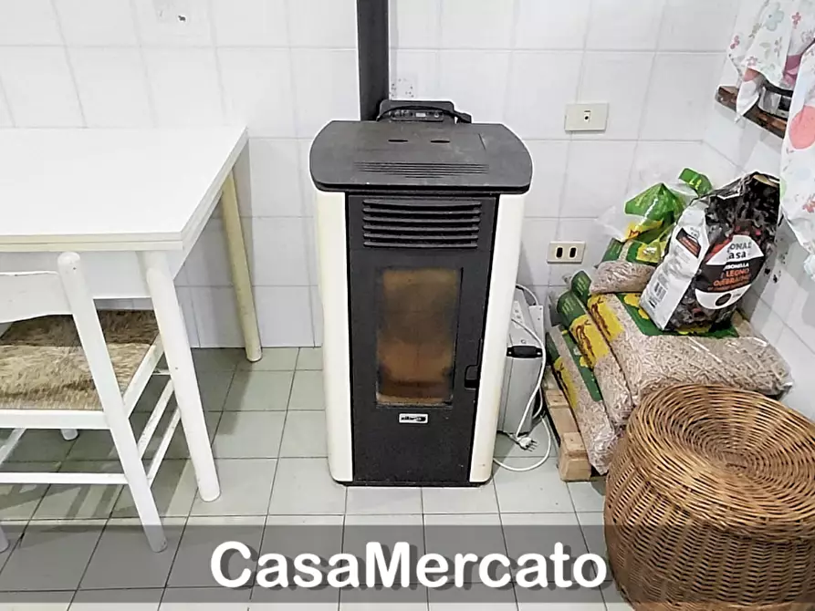 Immagine 17 di Quadrilocale in affitto  in Via Valle Petrucola a Nemi