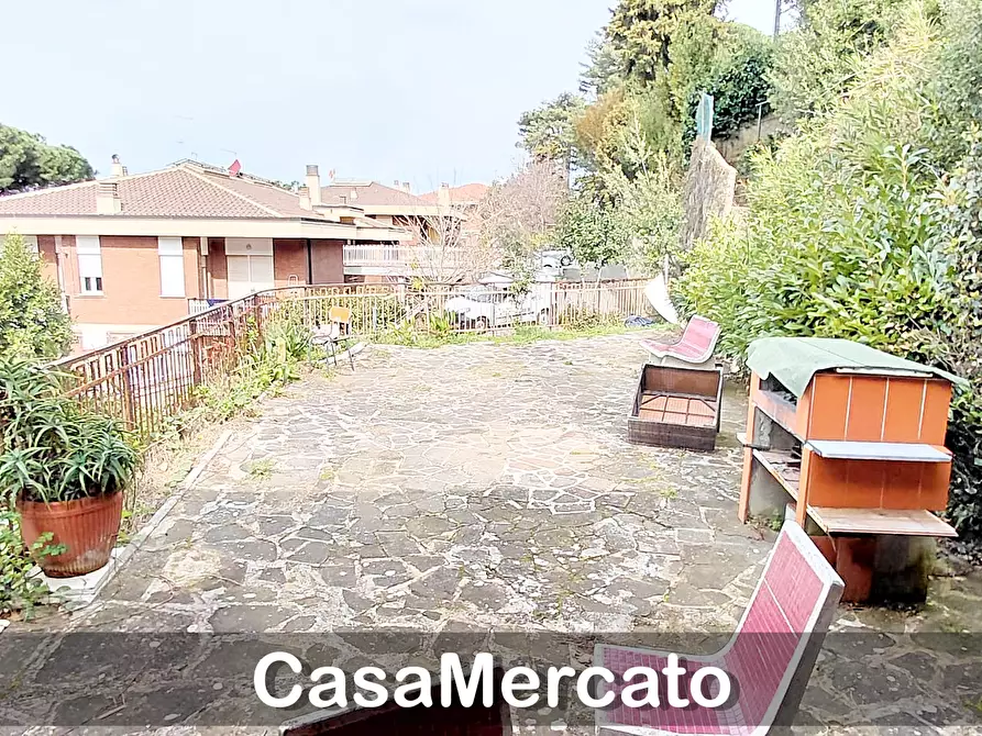 Immagine 21 di Trilocale in vendita  in Via Ovidio a Rocca Di Papa