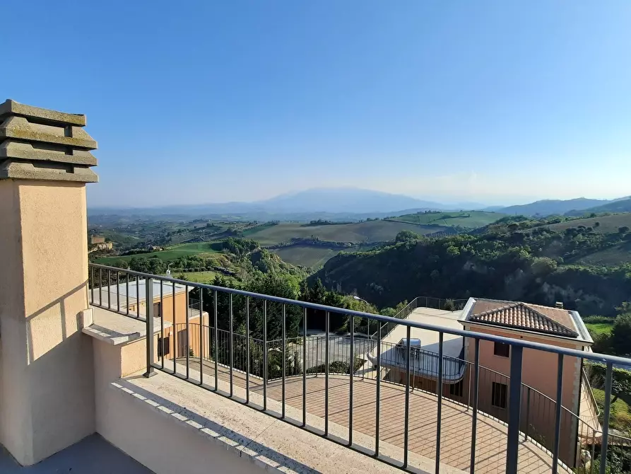 Immagine 31 di Appartamento in vendita  a Offida