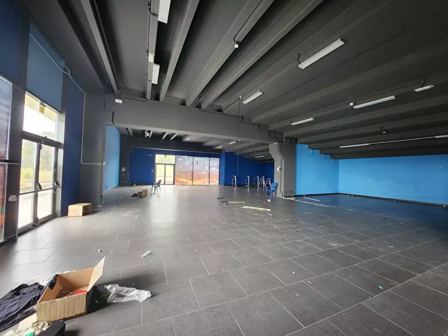 Immagine 20 di Palazzo in vendita  a Colonnella