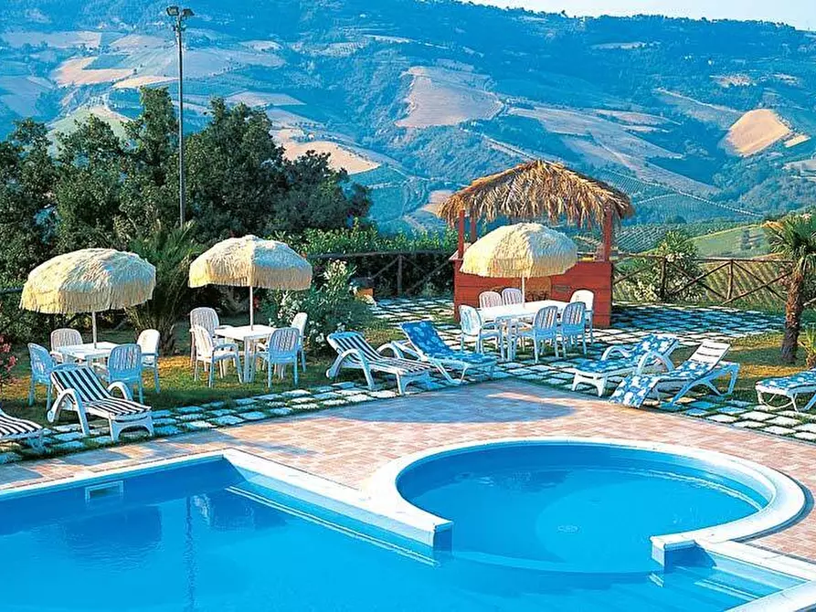 Immagine 7 di Albergo/B&B/Residence in vendita  a Ripatransone