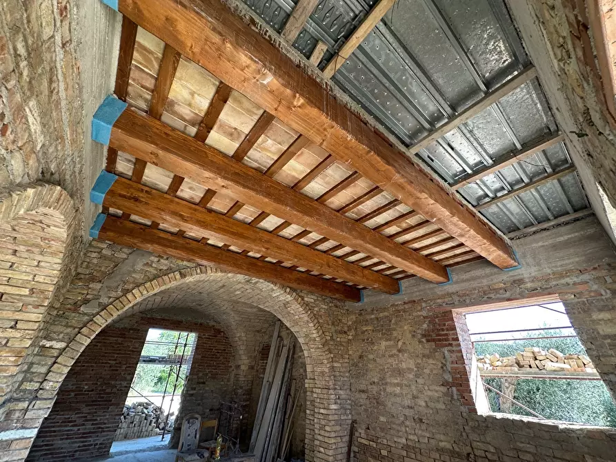Immagine 10 di Rustico / casale in vendita  a Ripatransone