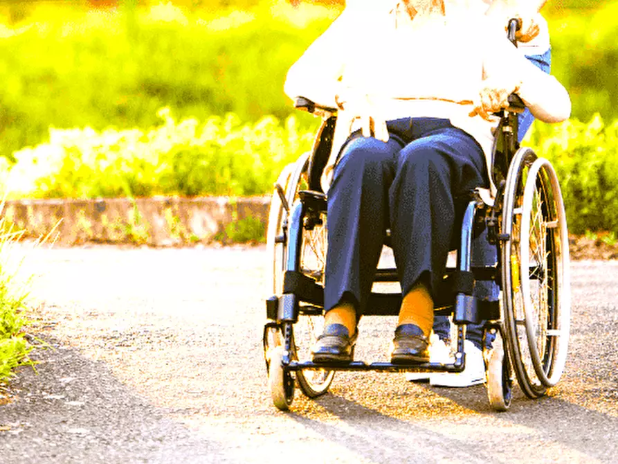 Immagine 1 di Albergo/B&B/Residence in vendita  a Avellino