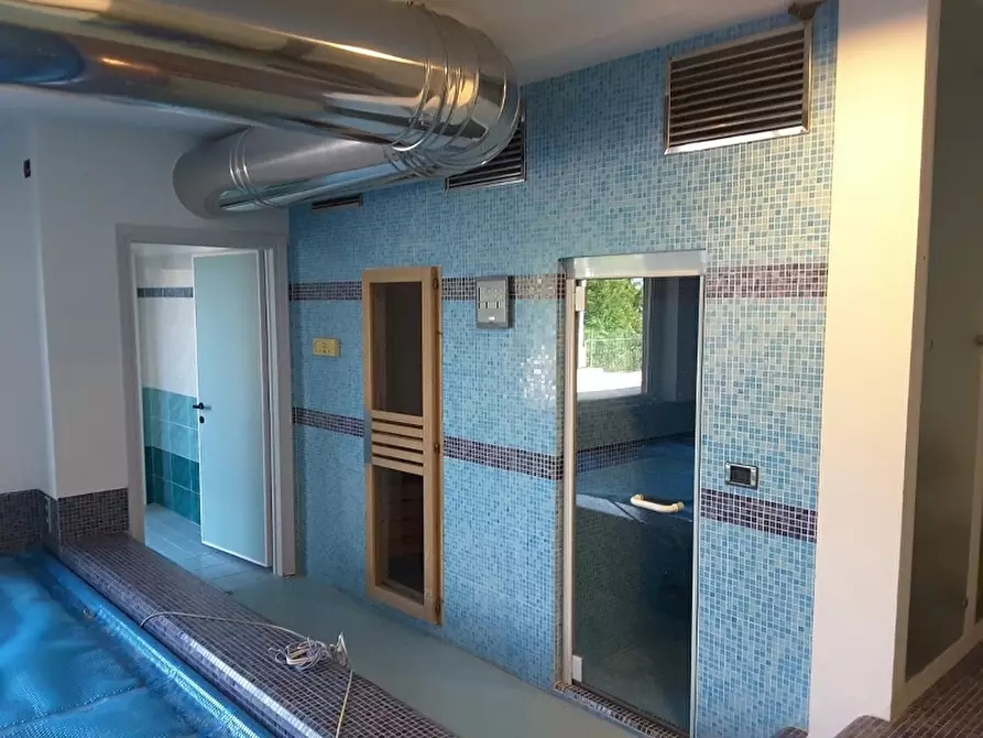 Immagine 25 di Casa indipendente in vendita  a Castorano