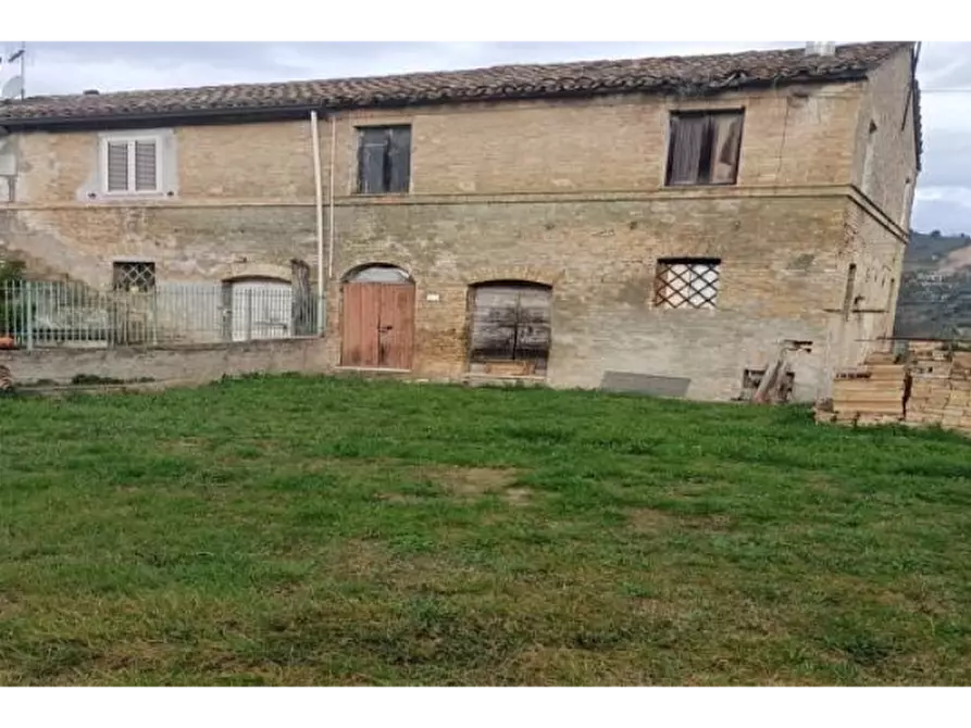 Immagine 11 di Casa indipendente in vendita  a San Benedetto Del Tronto
