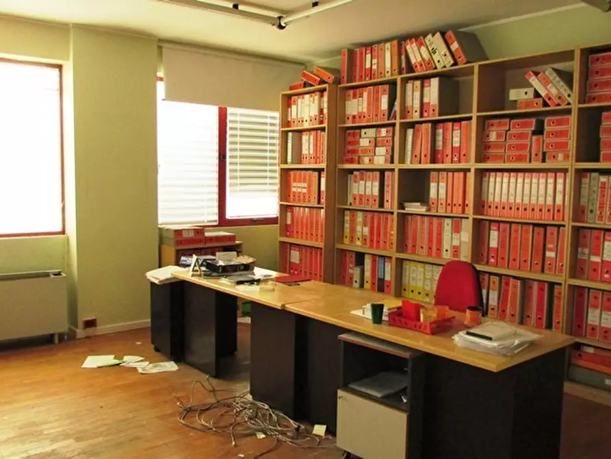 Immagine 13 di Ufficio in vendita  in VIA OTTONI 17 a Matelica