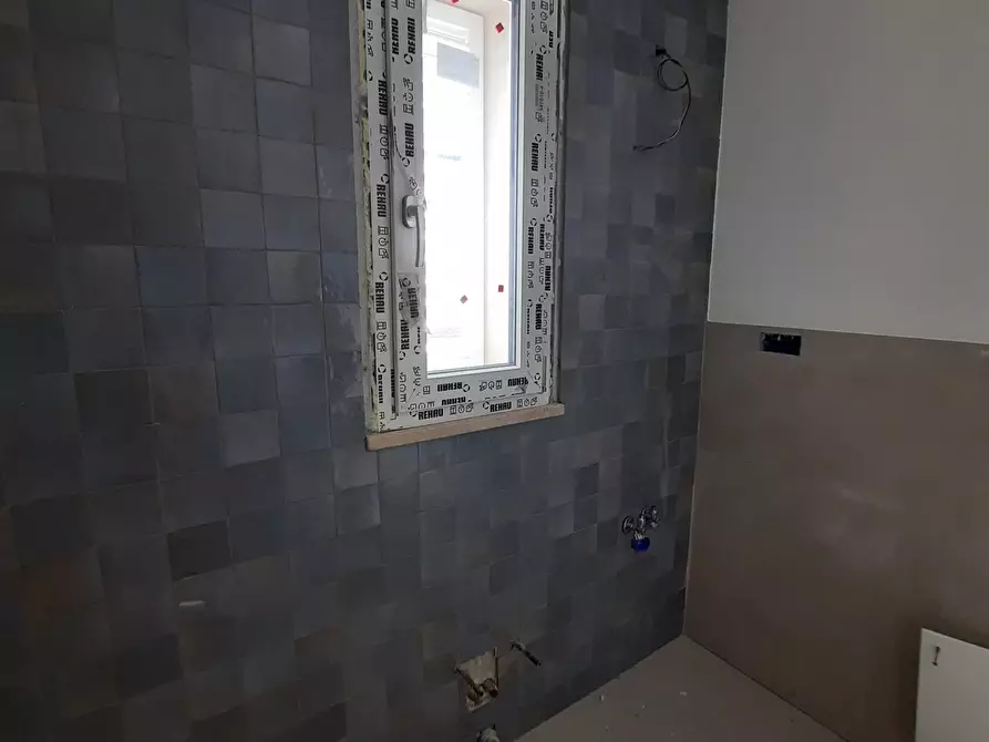 Immagine 9 di Appartamento in vendita  a Grottammare