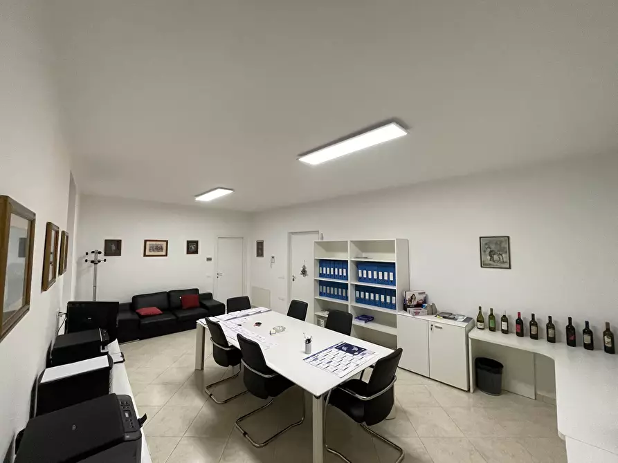 Immagine 10 di Appartamento in vendita  a Ripatransone