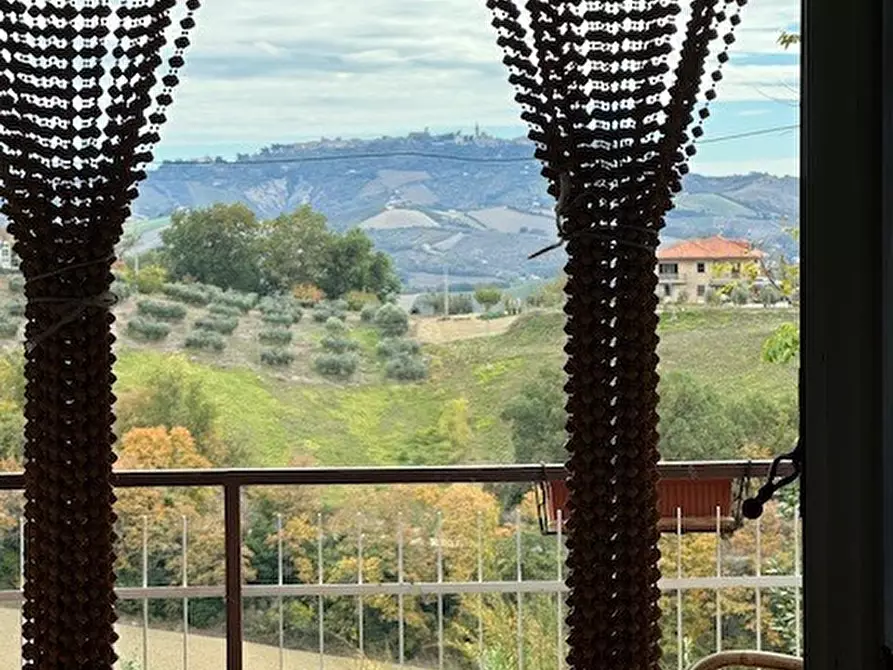 Immagine 3 di Casa bifamiliare in vendita  a Carassai