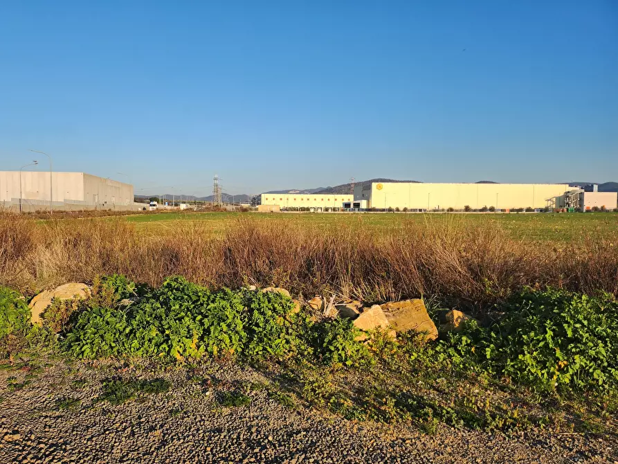 Immagine 16 di Terreno industriale in vendita  a Tarquinia