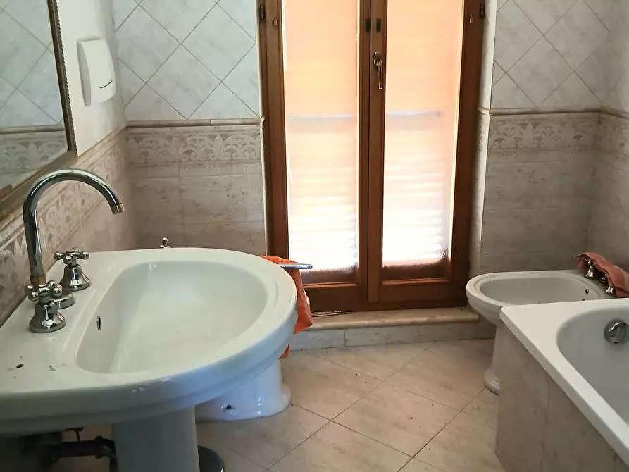 Immagine 80 di Casa indipendente in vendita  a Ancarano