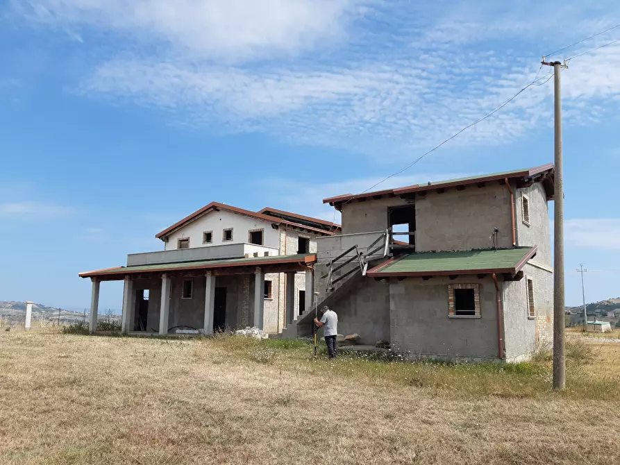Immagine 10 di Casa indipendente in vendita  a Tortoreto