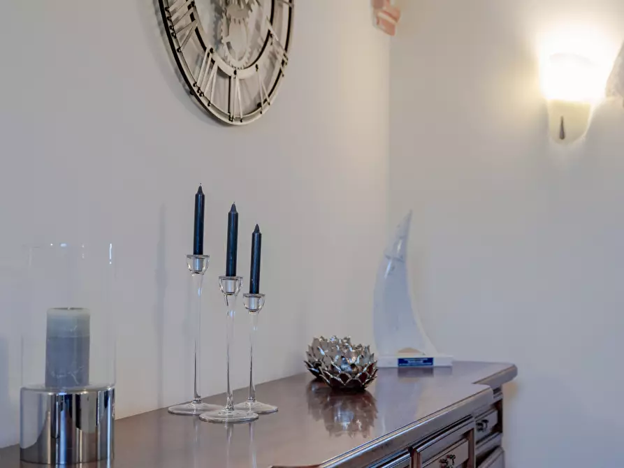 Immagine 29 di Casa indipendente in vendita  a Sarzana