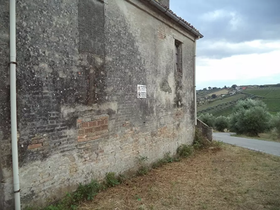 Immagine 8 di Rustico / casale in vendita  in Strada Provinciale 3 868 a Colonnella