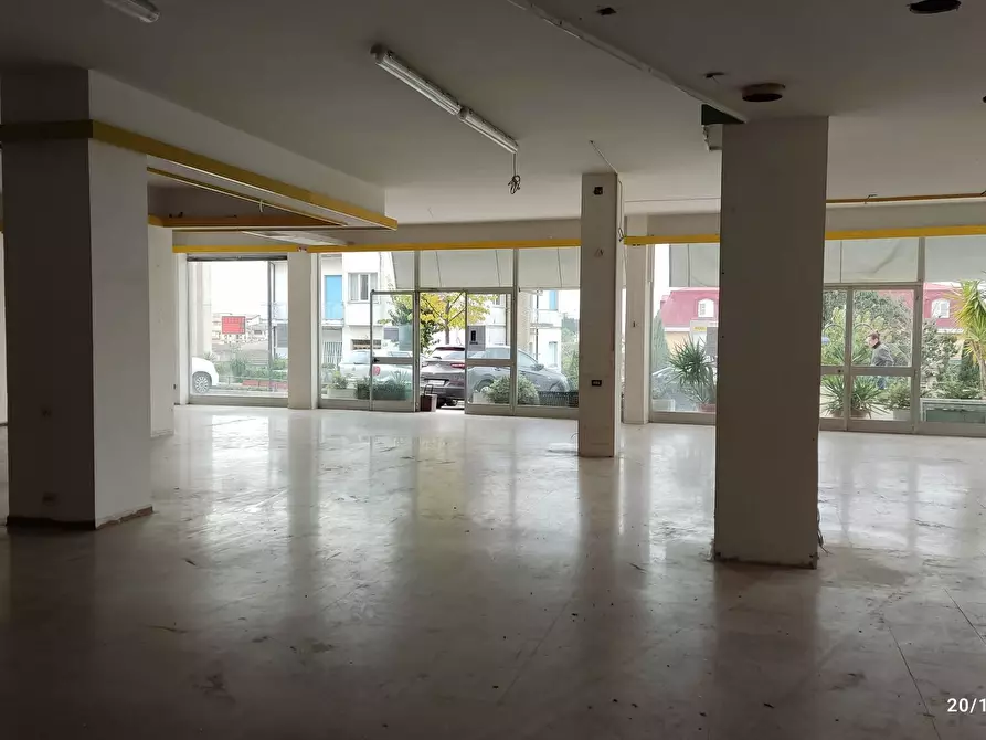 Immagine 6 di Locale commerciale in vendita  in via elpidien a Montegranaro