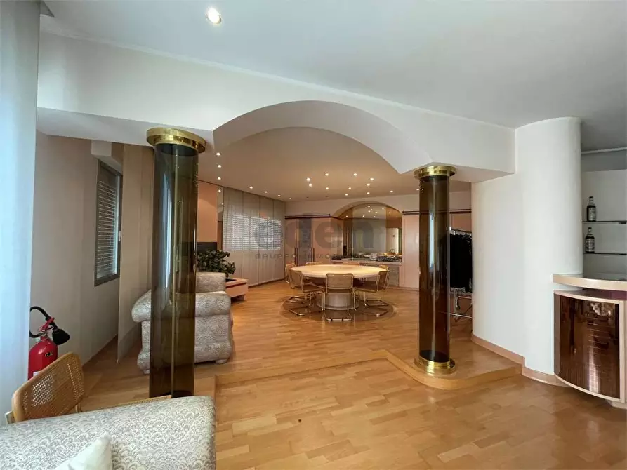 Immagine 56 di Ufficio in affitto  in Via Vittorio Bottego 49 a Modena