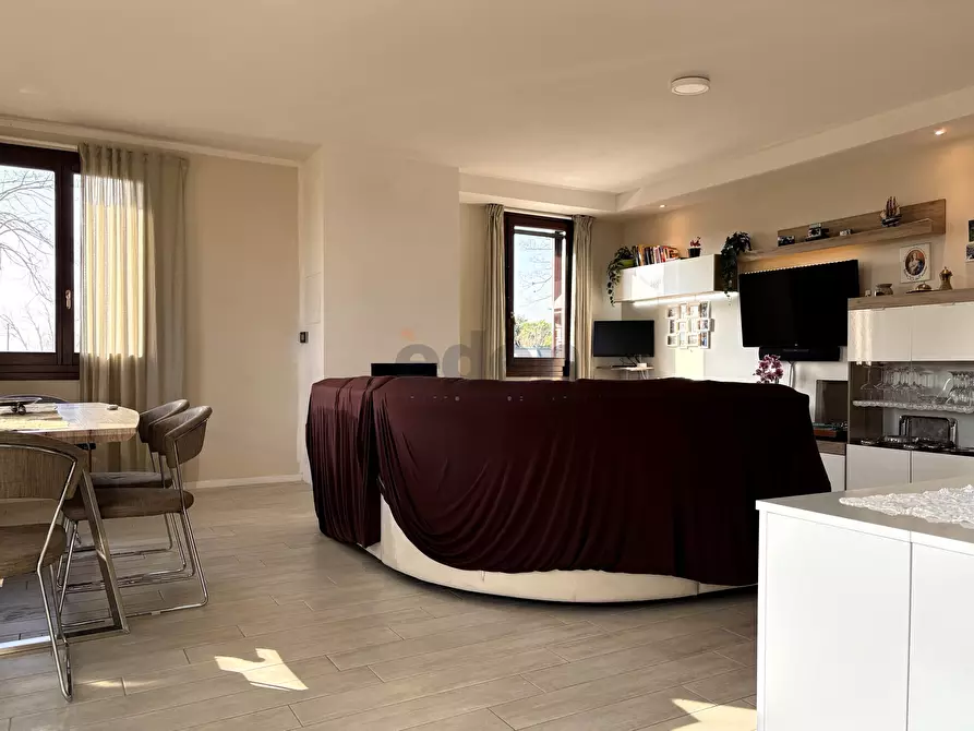 Immagine 8 di Casa indipendente in vendita  in Strada Statale 9 Via Emilia 116 a Castelfranco Emilia