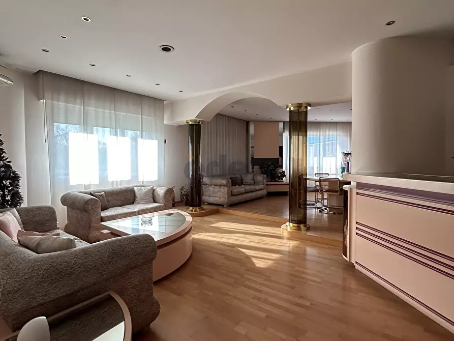 Immagine 52 di Ufficio in affitto  in Via Vittorio Bottego 49 a Modena