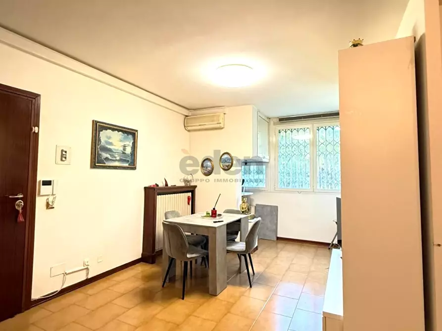 Immagine 58 di Quadrilocale in vendita  in Via Claudio Galeno 62 a Modena