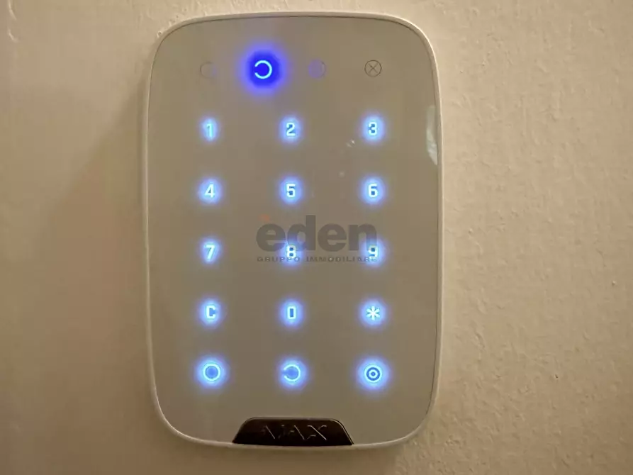 Immagine 35 di Trilocale in vendita  in viale vittorio veneto 102 a Modena