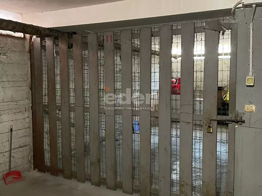 Immagine 2 di Garage in vendita  in Via Emilia Ovest 194 a Modena