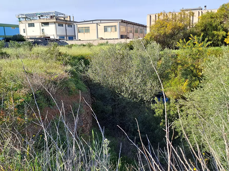 Immagine 9 di Terreno industriale in vendita  a Selargius