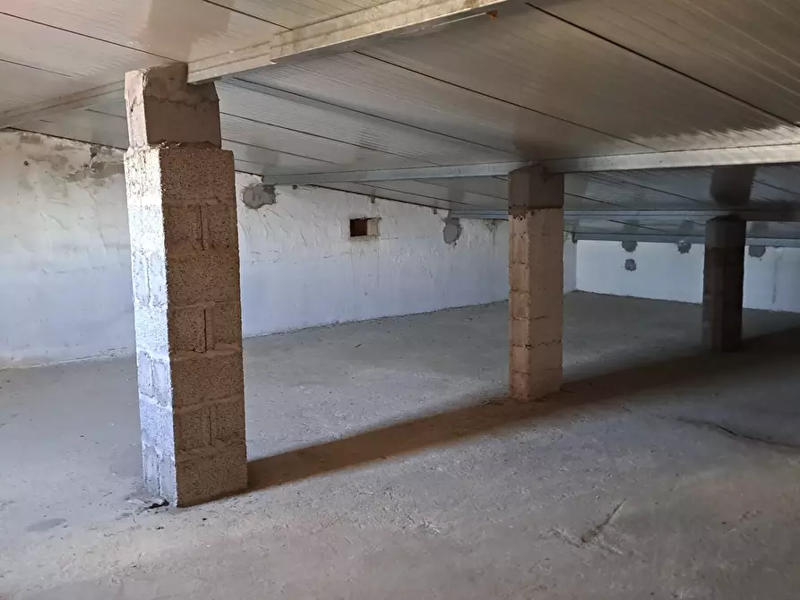 Immagine 5 di Attività artigianale in vendita  a Quartucciu