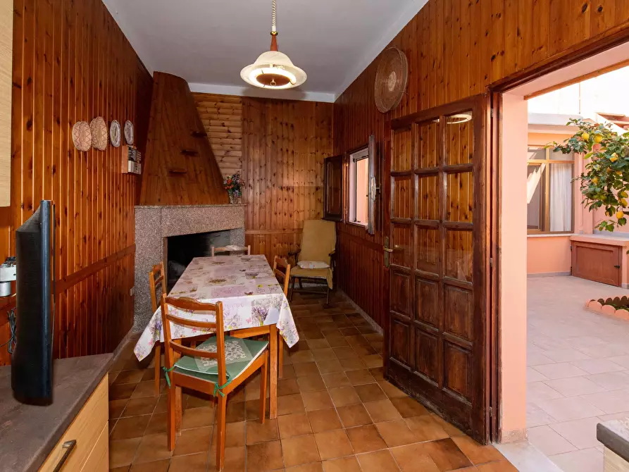 Immagine 9 di Casa indipendente in vendita  a Quartucciu