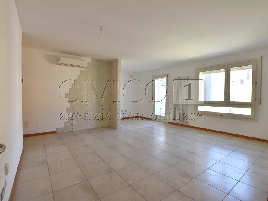 Immagine 1 di Appartamento in vendita  in via canestrini a Padova