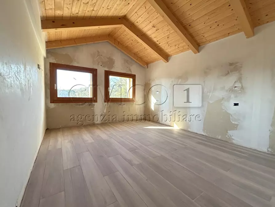 Immagine 14 di Villa in vendita  in Via Malamocco 76 a Venezia