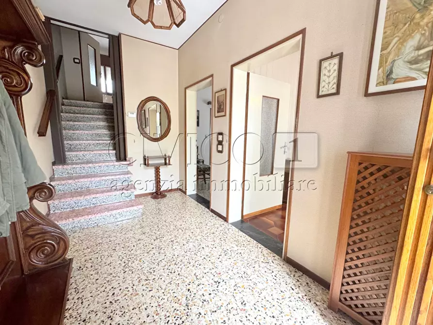 Immagine 4 di Casa bifamiliare in vendita  in Viale Martiri della Liberazione 61 a Carmignano Di Brenta