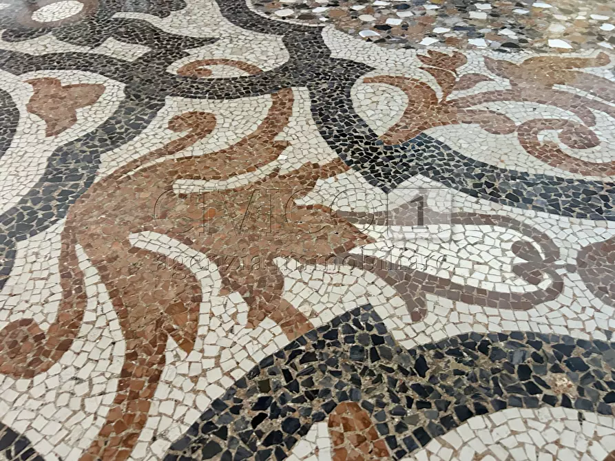 Immagine 8 di Appartamento in vendita  in Sotoportego Widmann a Venezia