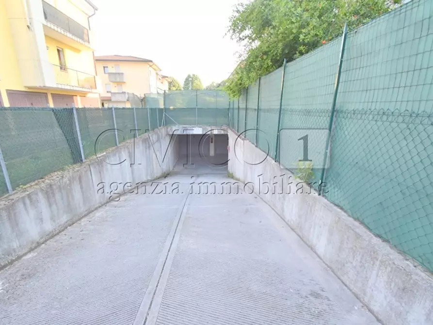 Immagine 15 di Appartamento in vendita  in Via Ponte Napoleone 22 a Camisano Vicentino