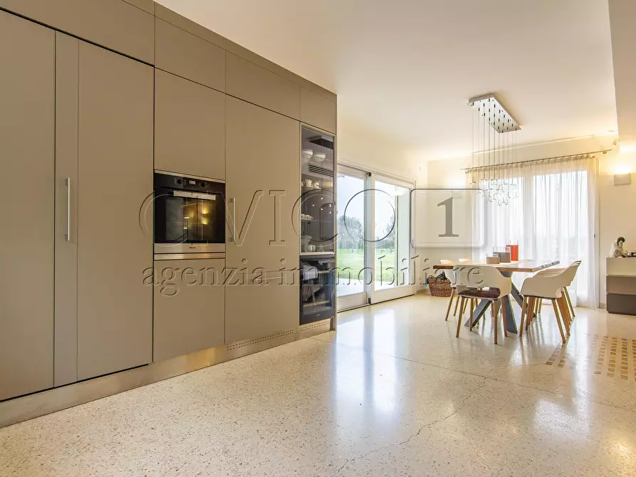 Immagine 8 di Casa bifamiliare in vendita  a Vicenza