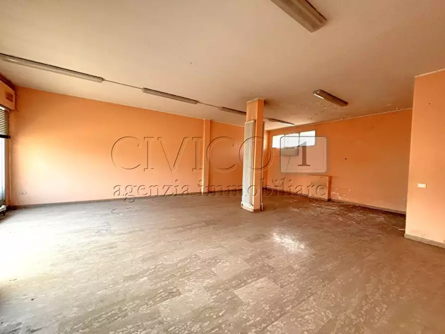 Immagine 17 di Locale commerciale in vendita  in Via Alcide De Gasperi 31 a Barbarano Mossano