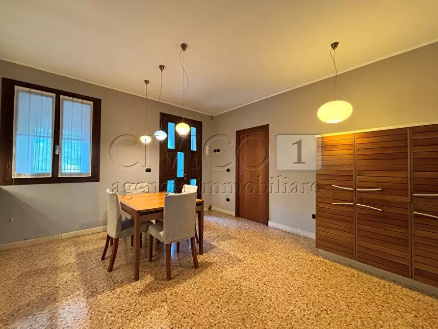 Immagine 10 di Porzione di casa in vendita  in Via Ore 7 a Barbarano Mossano