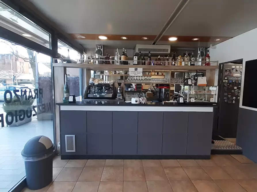 Immagine 1 di Bar / Ristorante in vendita  in via monte san martino 57 a Gallarate