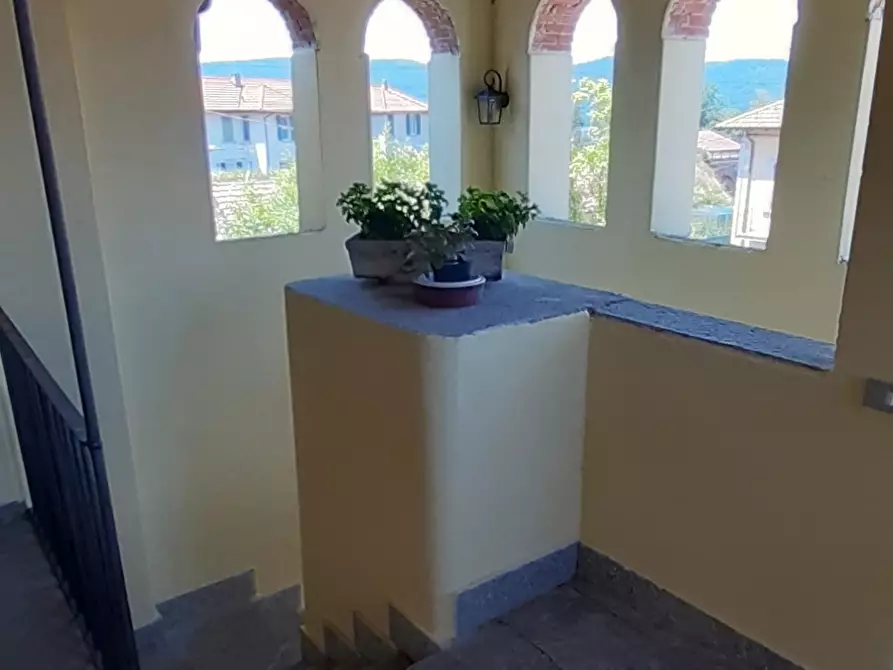 Immagine 8 di Bilocale in affitto  in piazza Unità d'Italia 10 a Varano Borghi