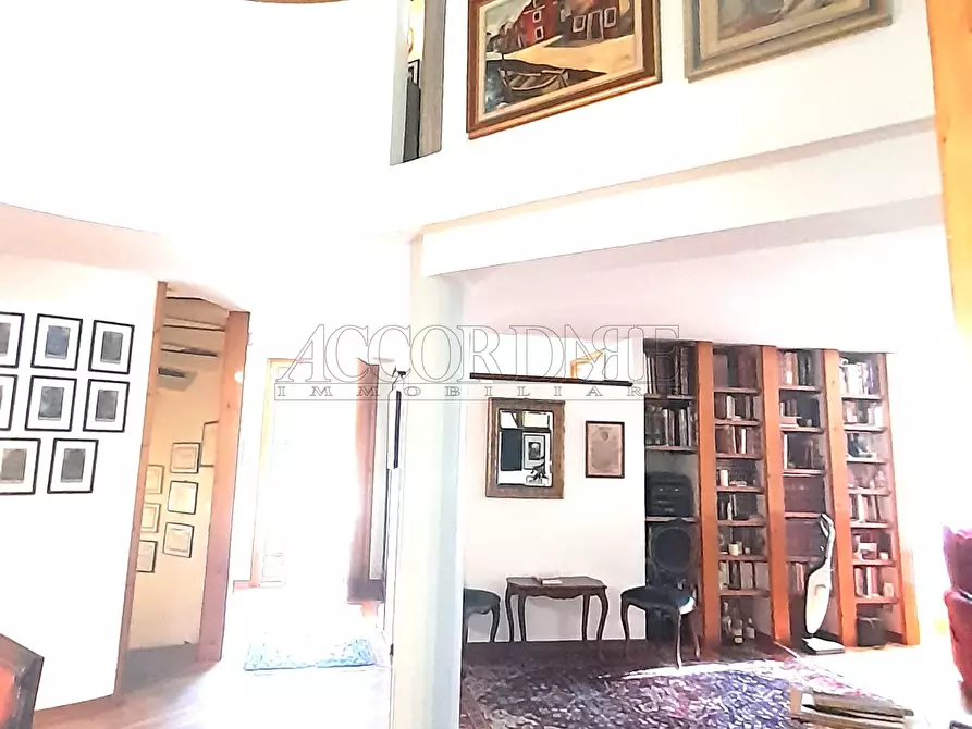 Immagine 6 di Villa in vendita  a Abano Terme